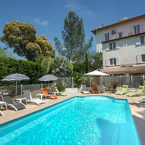 Hotel Le Thimothee : &, Saint-Raphael (Var)